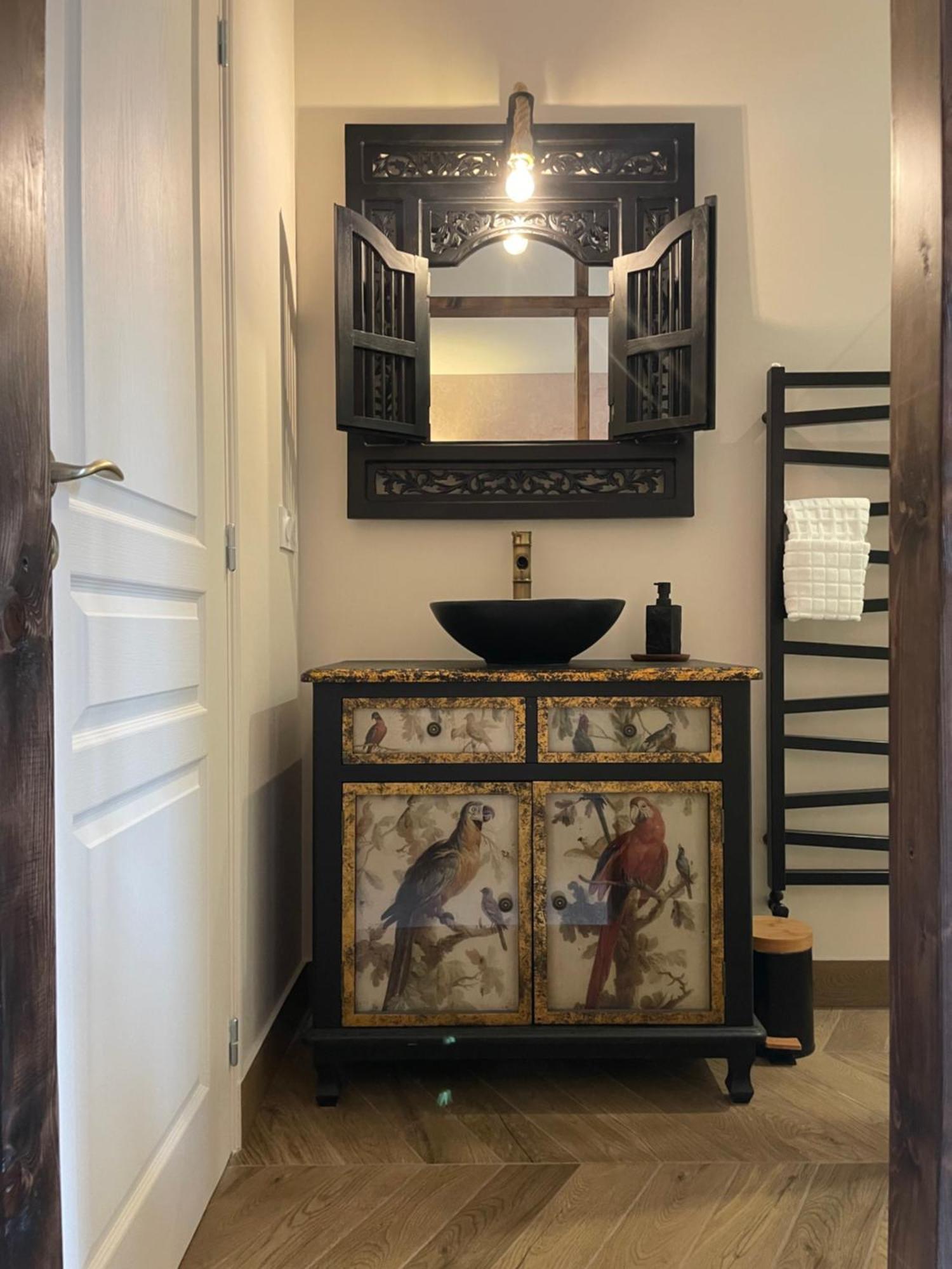 אונזה La Maison Voyage Bed And Breakfast מראה חיצוני תמונה